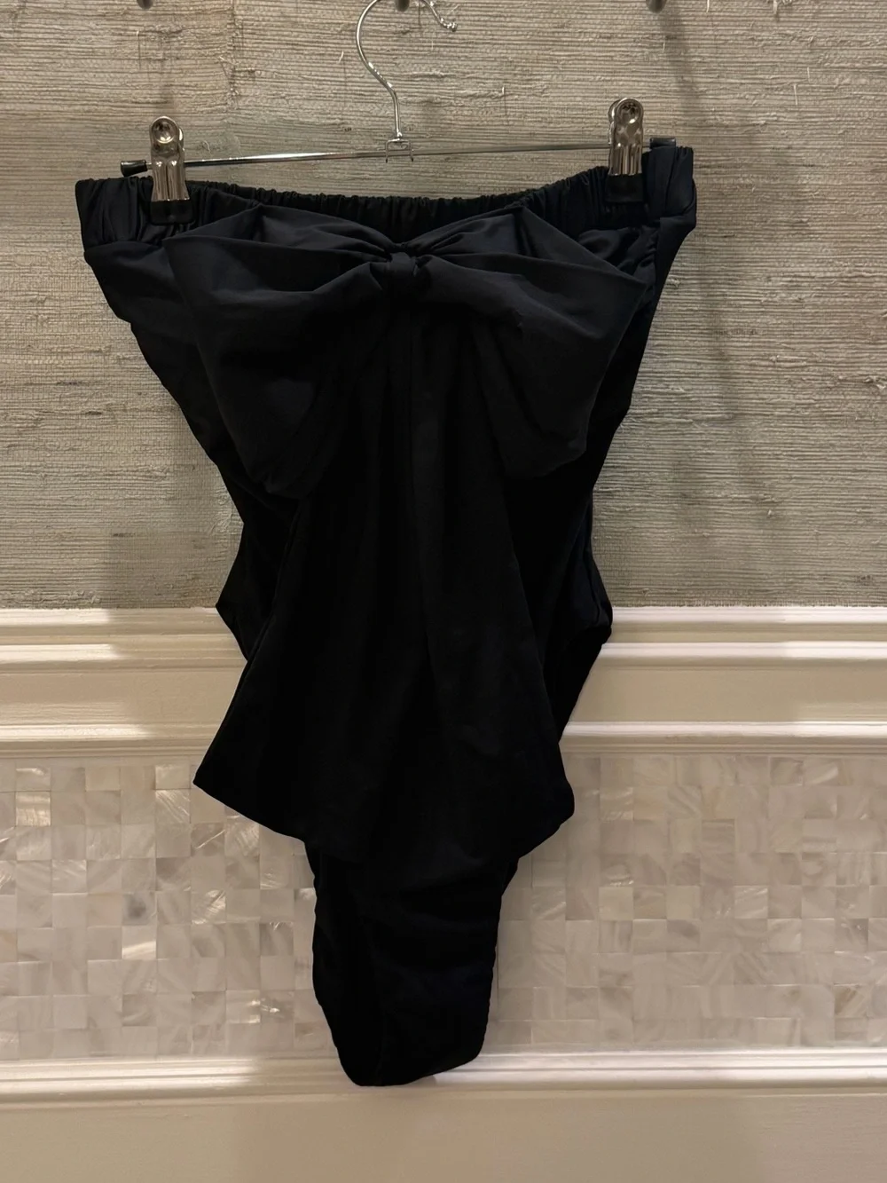 New small Anthropologie celandine Suzanna Strapless Bow One-Piece Swimsuit black